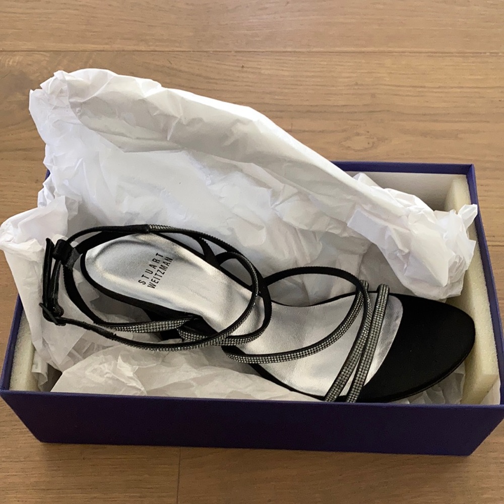 New In Box Stuart Weitzman Black High Heels